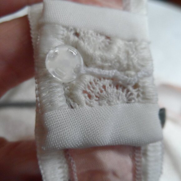 New Moschino CheapandChic White Crotchet Lace w/Pink Underlay SheathDress Size 8 - Picture 10 of 16